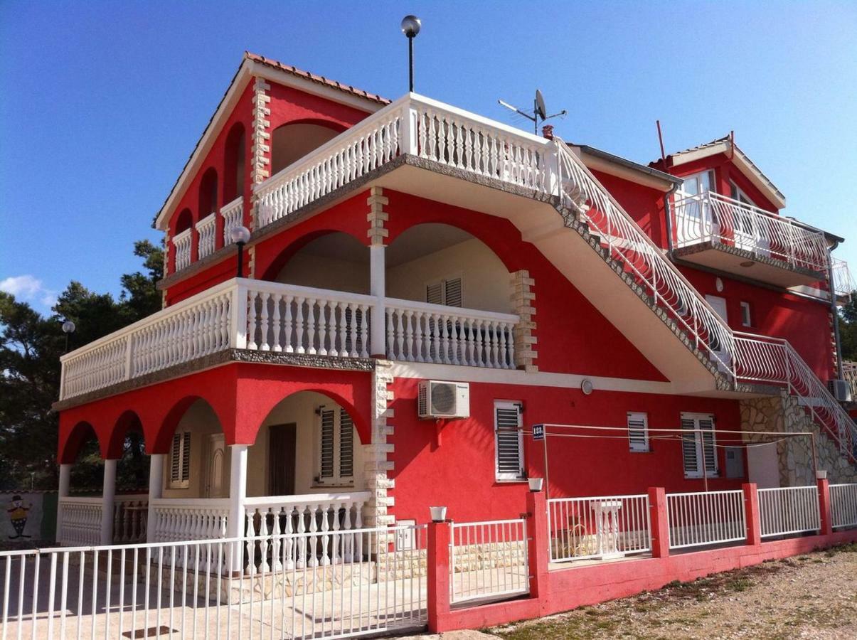 Lipovac Resort Ficus Bilice Exterior foto